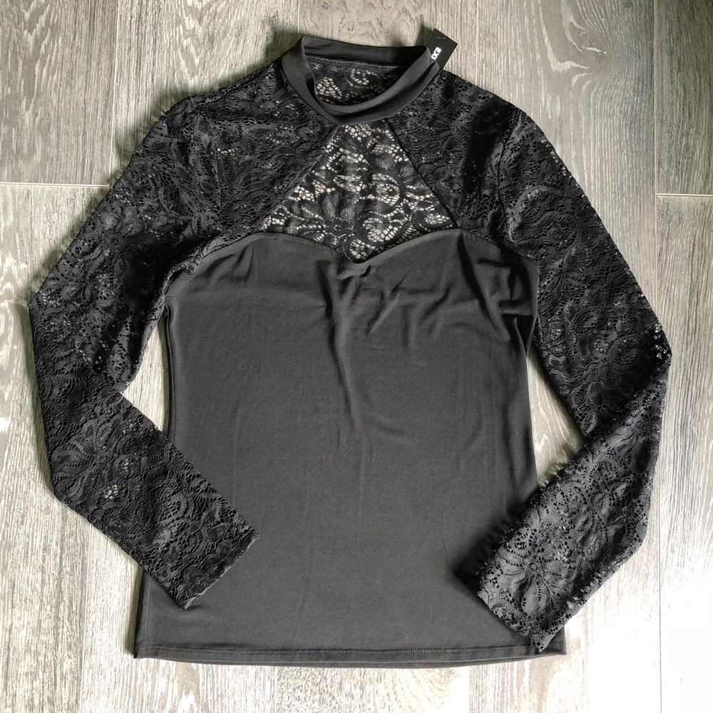 NWT Express Choker Cut Out Lace Sleeve blouse